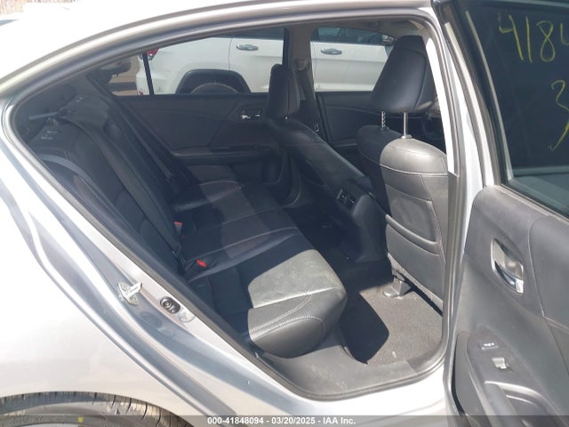 1HGCR3F97GA015854 Honda Accord Touring