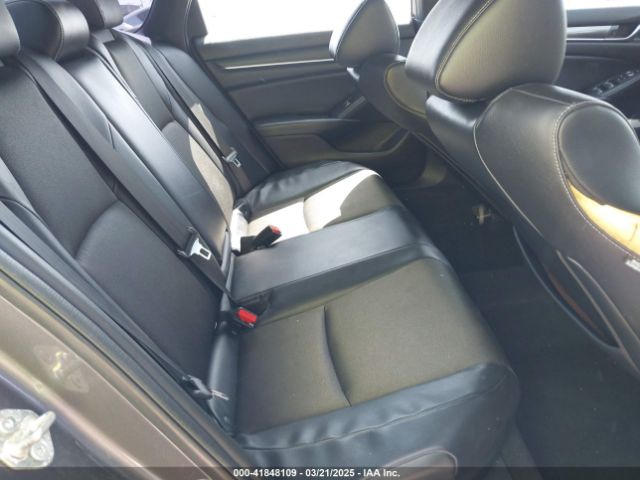1HGCV1F35JA111596 Honda Accord Sport