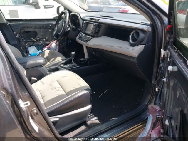 JTMDFREVXHJ705676 Toyota Rav4 Limited/se/platinum