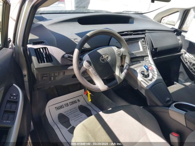 JTDKN3DUXF0428837 Toyota Prius Three