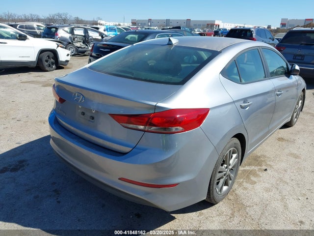 5NPD84LF6HH023251 Hyundai ELANTRA SE