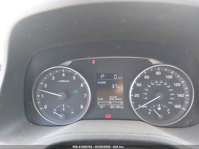 5NPD84LF6HH023251 Hyundai ELANTRA SE