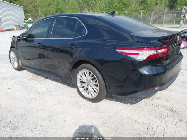 2020 TOYOTA CAMRY 4T1F11AK8LU945767 Photo 2