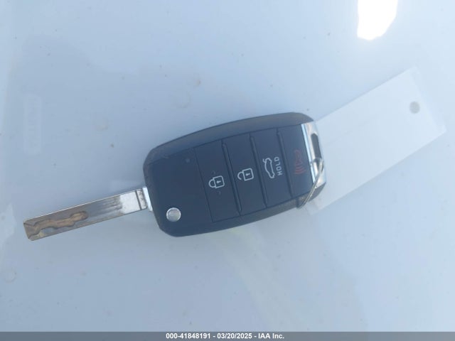 5XXGT4L37LG412602 KIA Optima Lx
