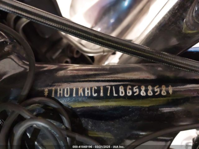 2020 HARLEY-DAVIDSON FLTRX 1HD1KHC17LB658858 Photo 9