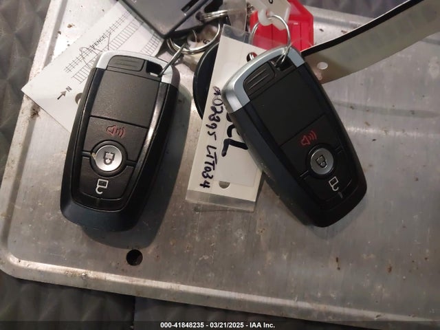 1FMCU9G63NUA61225 Ford ESCAPE SE