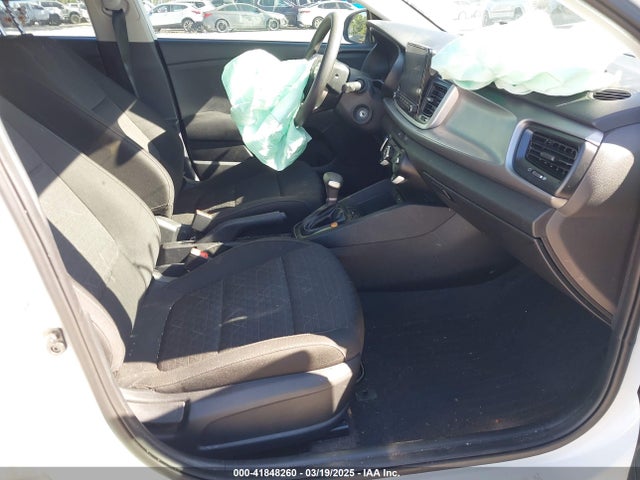 3KPA24AD4PE616342 KIA RIO LX
