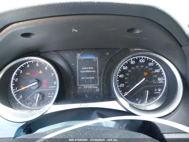 4T1B11HK6JU036170 Toyota CAMRY SE