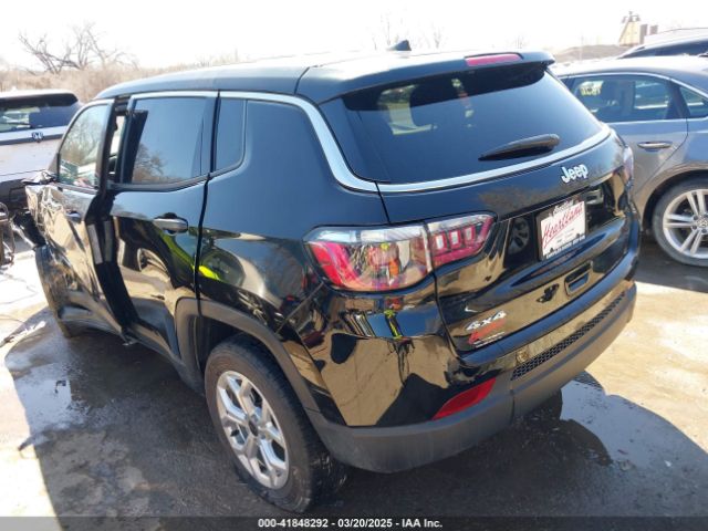 3C4NJDAN7ST518472 Jeep Compass Sport 4x4