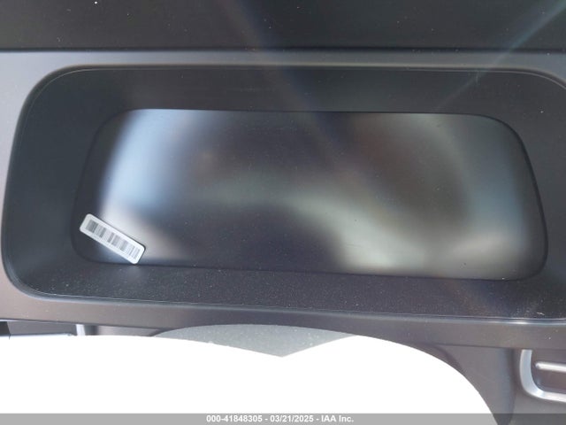 KMHLL4DG3RU639185 Hyundai ELANTRA SE