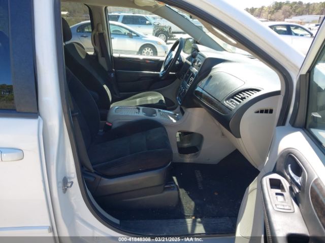 2C4RDGCG0GR217299 Dodge Grand Caravan Sxt