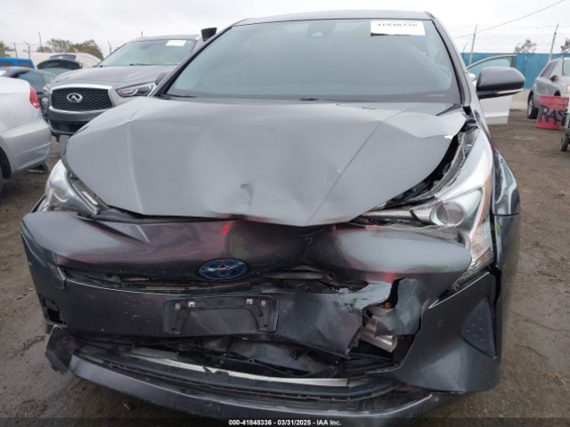 JTDKBRFUXJ3591956 Toyota Prius Two