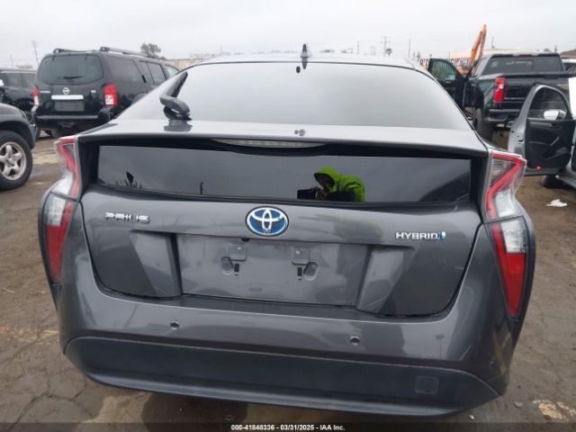 JTDKBRFUXJ3591956 Toyota Prius Two