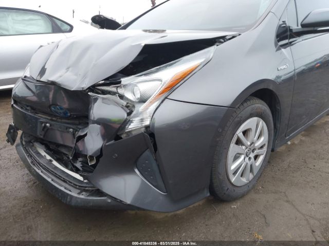 JTDKBRFUXJ3591956 Toyota Prius Two