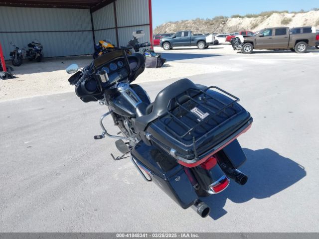 2015 HARLEY-DAVIDSON FLHTCU 1HD1FCM11FB687850 Photo 2