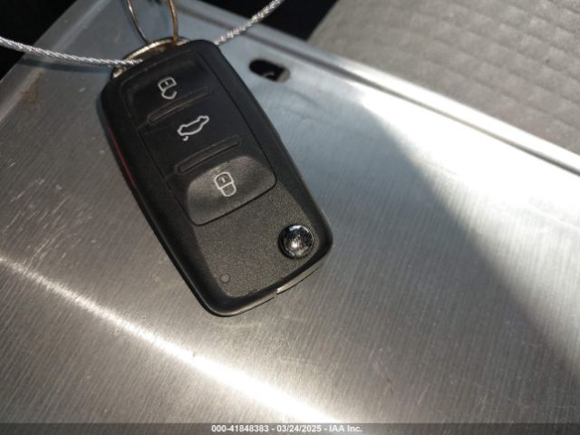 3VW167AJ2HM221513 Volkswagen Jetta 1.4t S