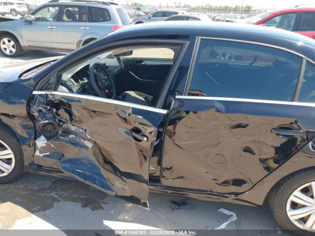 3VW167AJ2HM221513 Volkswagen Jetta 1.4t S