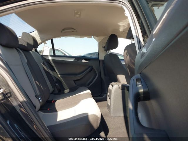 3VW167AJ2HM221513 Volkswagen Jetta 1.4t S
