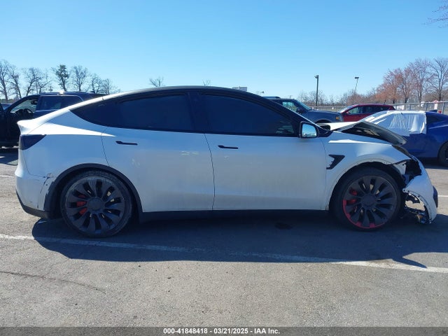 7SAYGDEF2PF775367 Tesla Model Y Performance Dual Motor All-wheel Drive