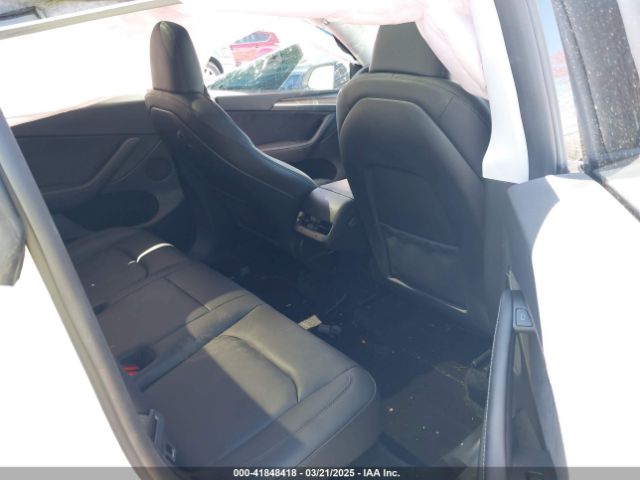 2023 TESLA MODEL Y 7SAYGDEF2PF775367 Photo 7