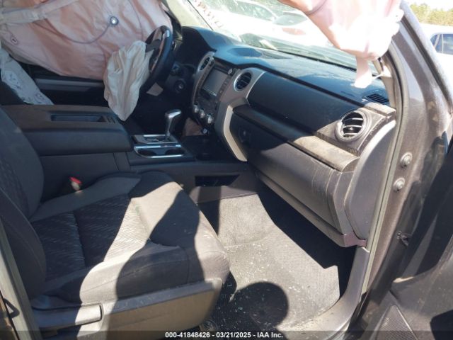 5TFEY5F12KX244156 Toyota Tundra Sr5 5.7l V8