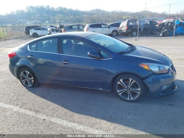 KNAFZ4A84G5489699 KIA FORTE EX