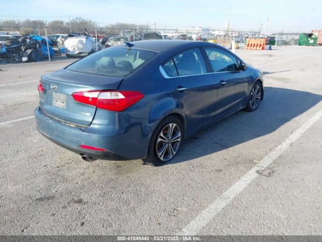 KNAFZ4A84G5489699 KIA FORTE EX