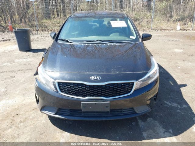 3KPFK4A70JE235109 KIA FORTE LX