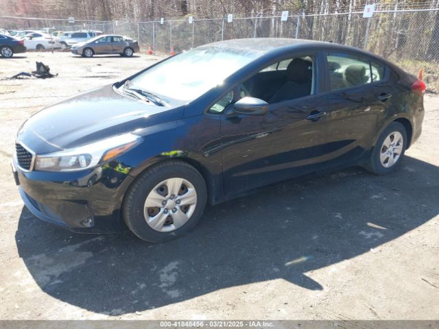 3KPFK4A70JE235109 KIA FORTE LX