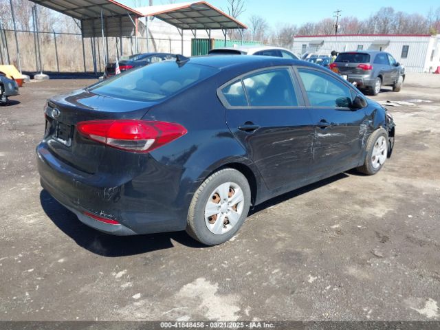 3KPFK4A70JE235109 KIA FORTE LX