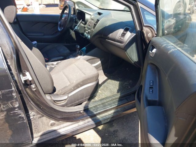 3KPFK4A70JE235109 KIA FORTE LX