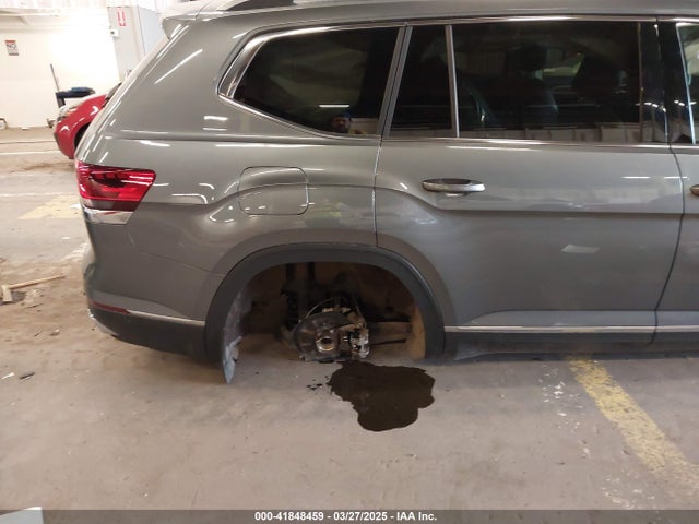 1V2TR2CA9MC589541 Volkswagen 3.6 fsi