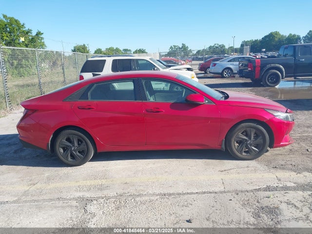 5NPLM4AG5MH046517 Hyundai ELANTRA SEL