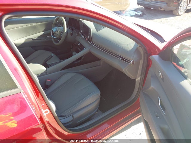 5NPLM4AG5MH046517 Hyundai ELANTRA SEL