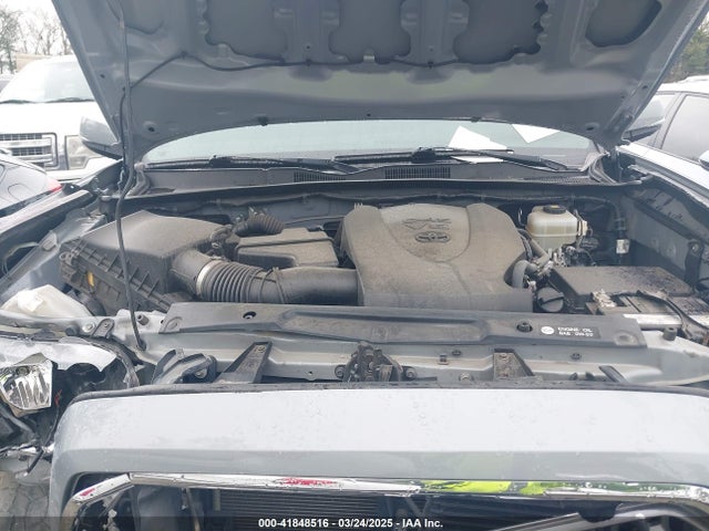 3TMCZ5AN4JM159127 Toyota Tacoma Trd Off Road