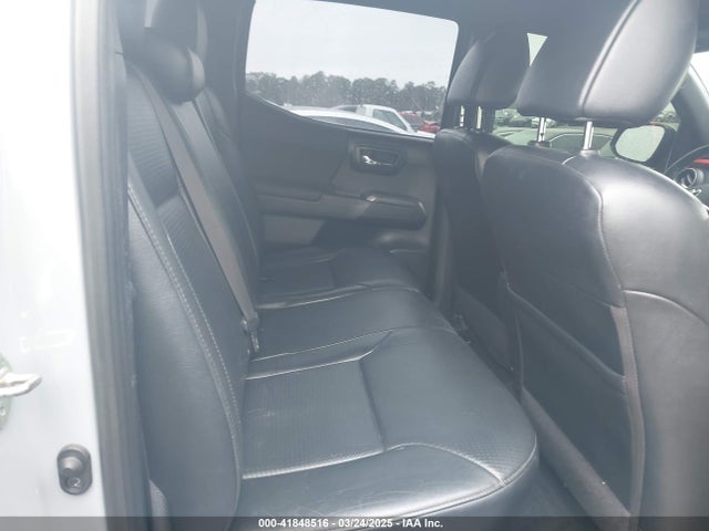 3TMCZ5AN4JM159127 Toyota Tacoma Trd Off Road