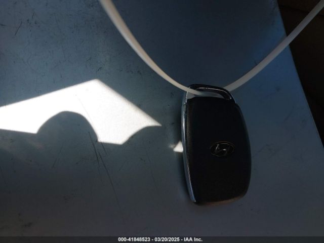 KM8J33A24GU177923 Hyundai Tucson Sport