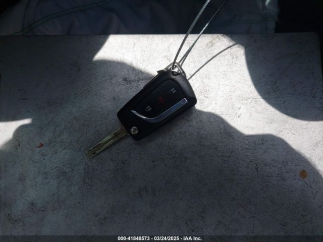 NMTKHMBX4MR130660 Toyota C-HR LE