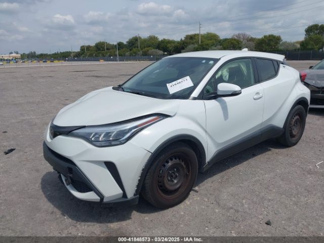 NMTKHMBX4MR130660 Toyota C-HR LE