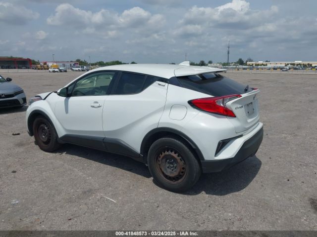 NMTKHMBX4MR130660 Toyota C-HR LE