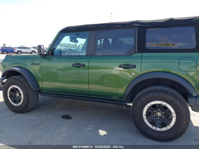 1FMDE5DH2NLB04197 Ford Bronco Black Diamond