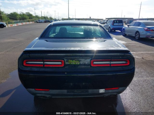 2C3CDZAG6GH101815 Dodge Challenger Sxt