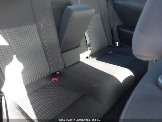2C3CDZAG6GH101815 Dodge Challenger Sxt