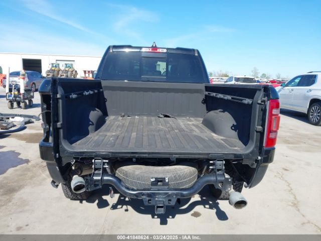 1C6RREDT7KN635423 RAM 1500 Laramie  4x2 6'4 Box