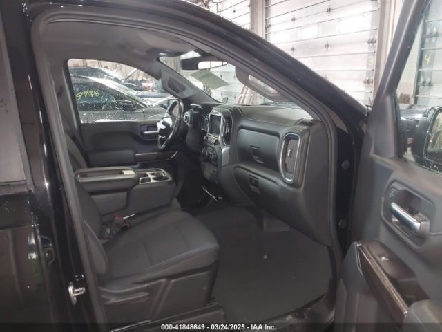 3GCUYEED9KG133843 Chevrolet Silverado 1500 Rst