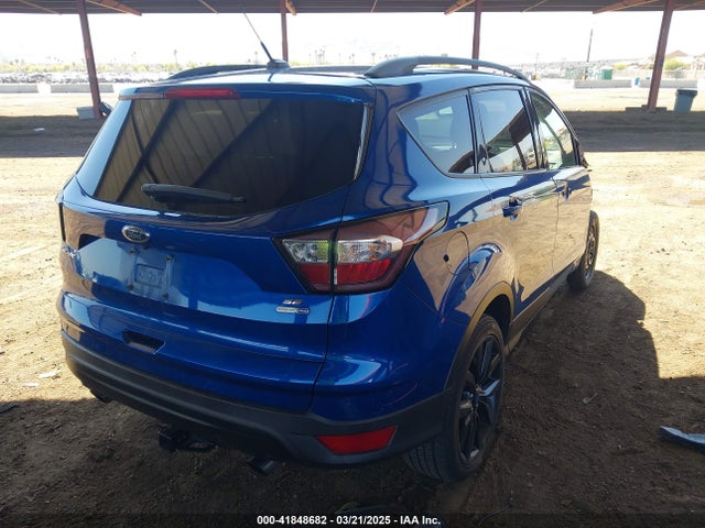 1FMCU9GDXJUA92416 Ford ESCAPE SE
