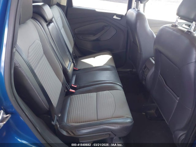1FMCU9GDXJUA92416 Ford ESCAPE SE