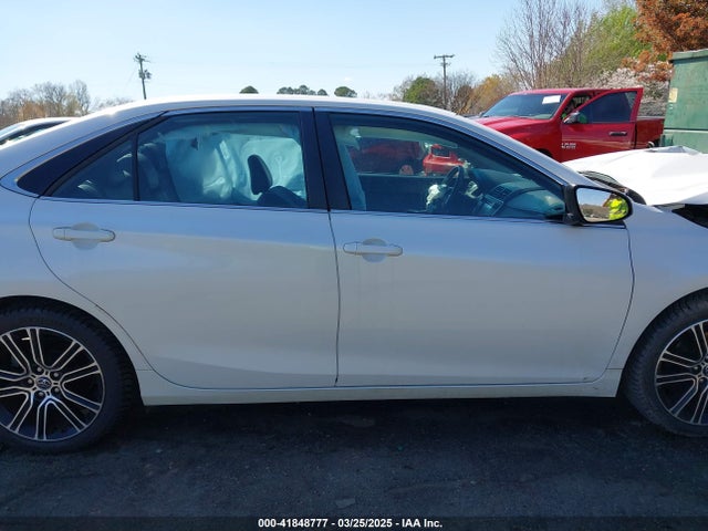 4T1BF1FK9GU173682 Toyota CAMRY SE