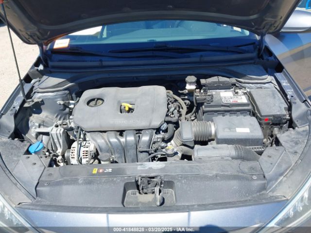 5NPD84LF1KH457469 Hyundai ELANTRA SEL
