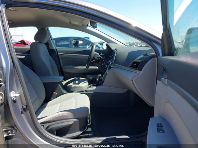 5NPD84LF1KH457469 Hyundai ELANTRA SEL